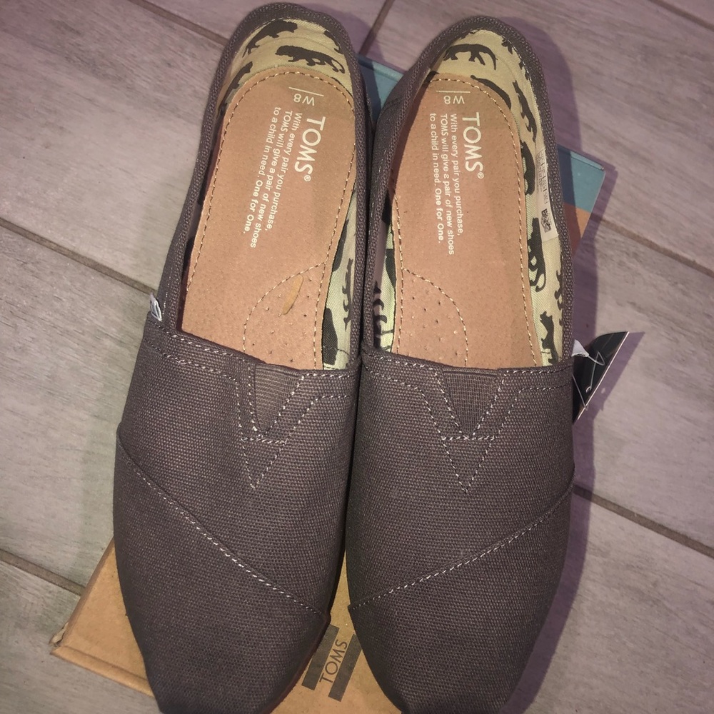 Toms size 8W Womans ASH CANVAS